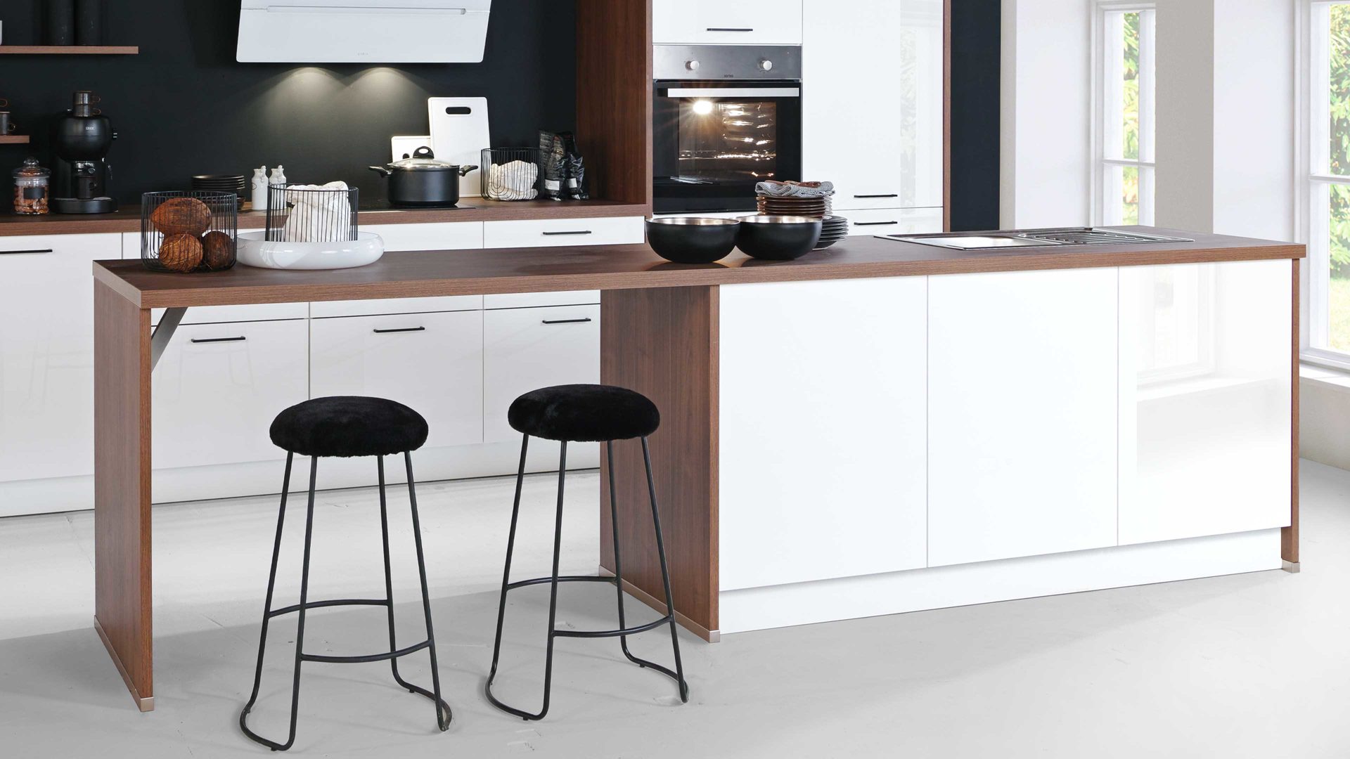 Einbauküche Express küchen aus Holz in Holzfarben EXPRESS KÜCHEN Einbauküche Star mit Geräten Weiß & Eiche braungrau - zweizeilig