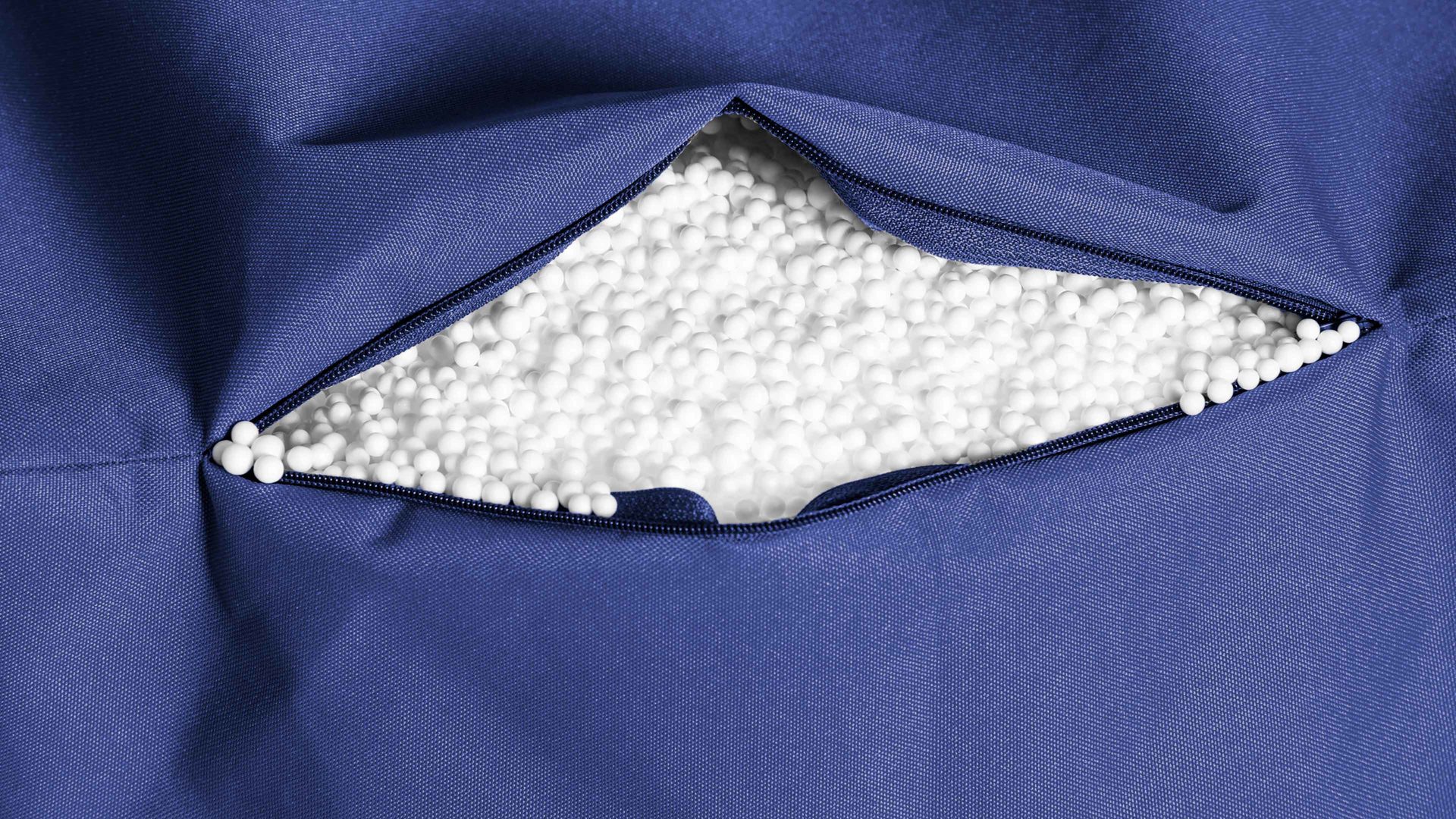 Sitzsack-Hocker Magma sitting point aus Kunstfaser in Blau SITTING POINT Sitzsack-Hocker dotcom scuba® als Kleinmöbel dunkelblaue Kunstfaser – Durchmesser ca. 50 cm