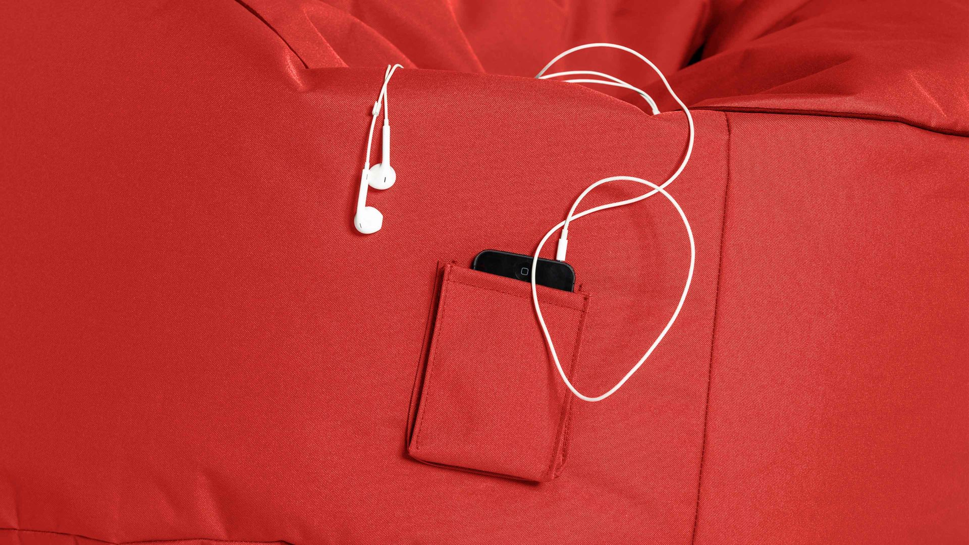 Sitzsack-Sessel Magma sitting point aus Kunstfaser in Rot SITTING POINT Sitzsack-Sessel swing scuba® als Sitzmöbel schwarze Kunstfaser - ca. 95 x 90 x 65 cm