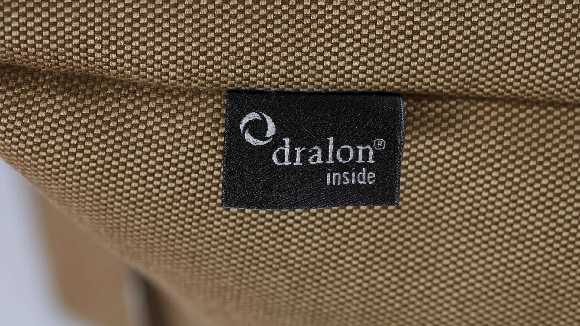 Sitzsack-Hocker Magma sitting point aus Kunstfaser in Braun SITTING POINT Sitzsack-Hocker dotcom outside als Kleinmöbel braune Outdoor-Kunstfaser – Durchmesser ca. 60 cm