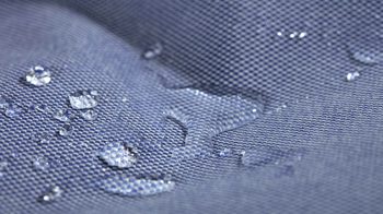 Sitzsack-Hocker Magma sitting point aus Kunstfaser in Blau SITTING POINT Sitzsack-Hocker dotcom outside als Kleinmöbel blaue Outdoor-Kunstfaser – Durchmesser ca. 60 cm