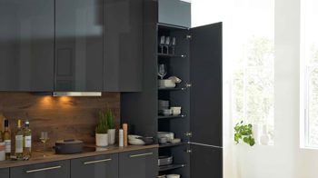 Einbauküche Interliving aus Holz in Dunkelgrau Interliving Küche Serie 3061 mit AEG Einbaugeräten Graphit & Castell Eiche - Länge ca. 408 cm