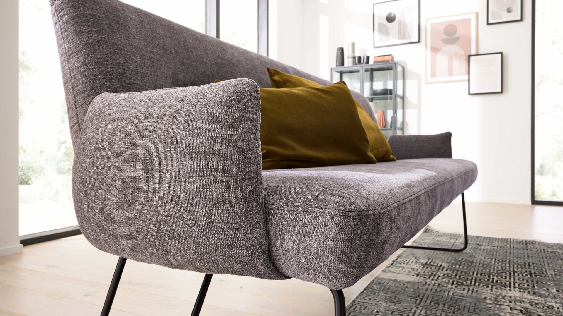 Polsterbank Interliving aus Stoff in Grau Interliving Esszimmer Serie 5504 - Polsterbank grauer Bezug Concrete DCT 99 & schwarzes Kufengestell S 346 - Länge ca. 218 cm