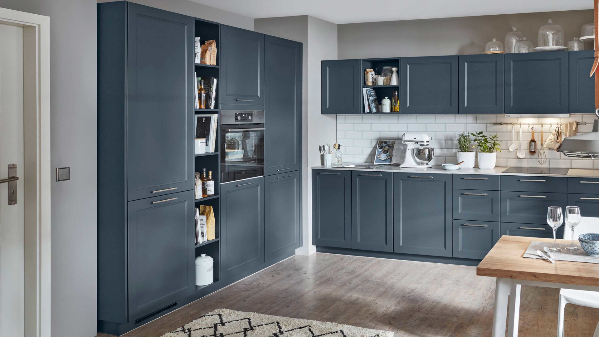 Einbauküche Nobilia® aus Holz in Blau nobilia® Einbauküche Cascada mit AEG Einbaugeräten Fjordblau & Steingrau - zweiteilig