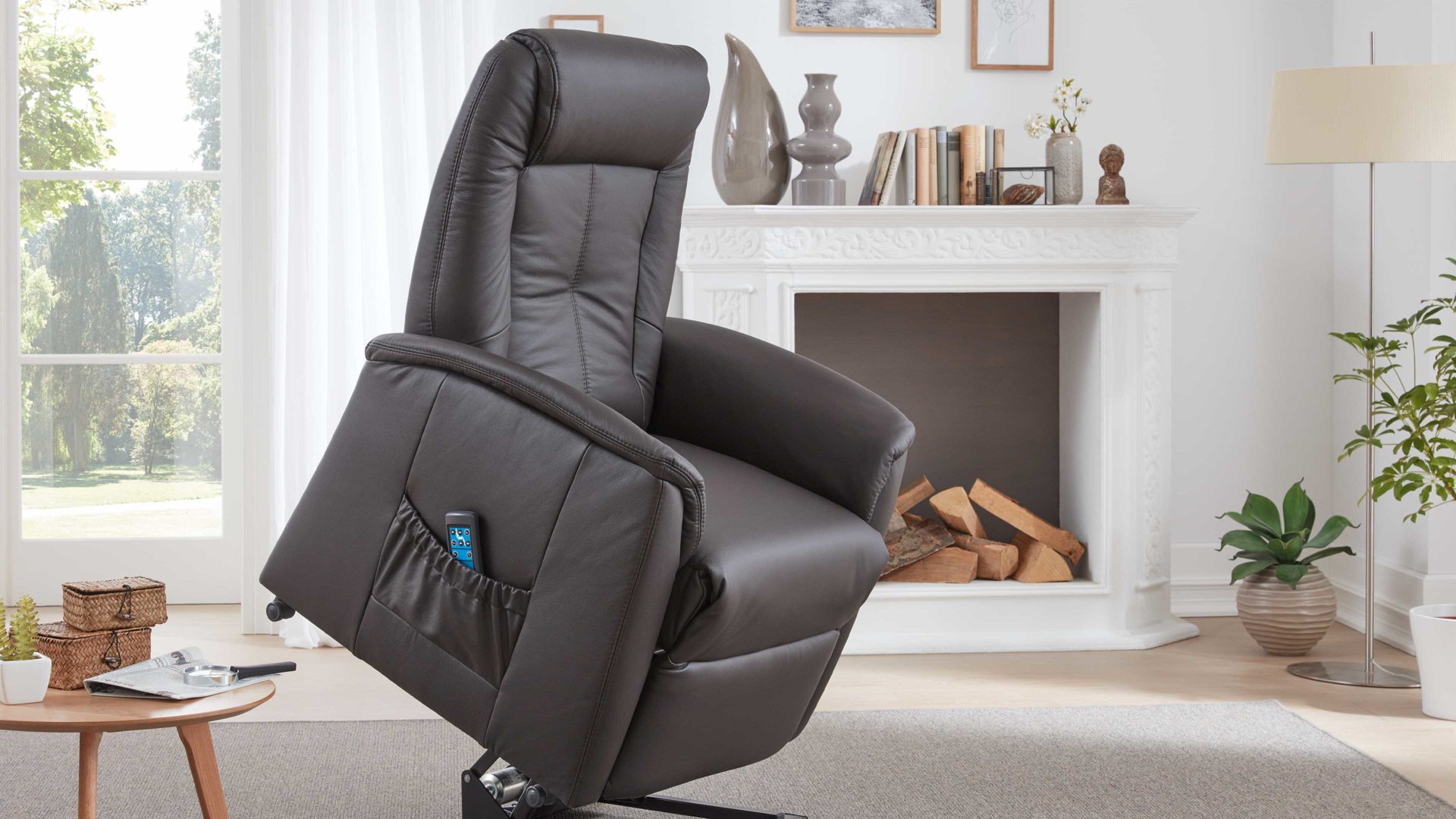 Fernsehsessel OrthoSedis aus Leder in Dunkelbraun OrthoSedis 9107 - Fernsehsessel 23T motorisch mit Aufstehhilfe - kaffeefarbenes LongLife-Leder Rustika 24