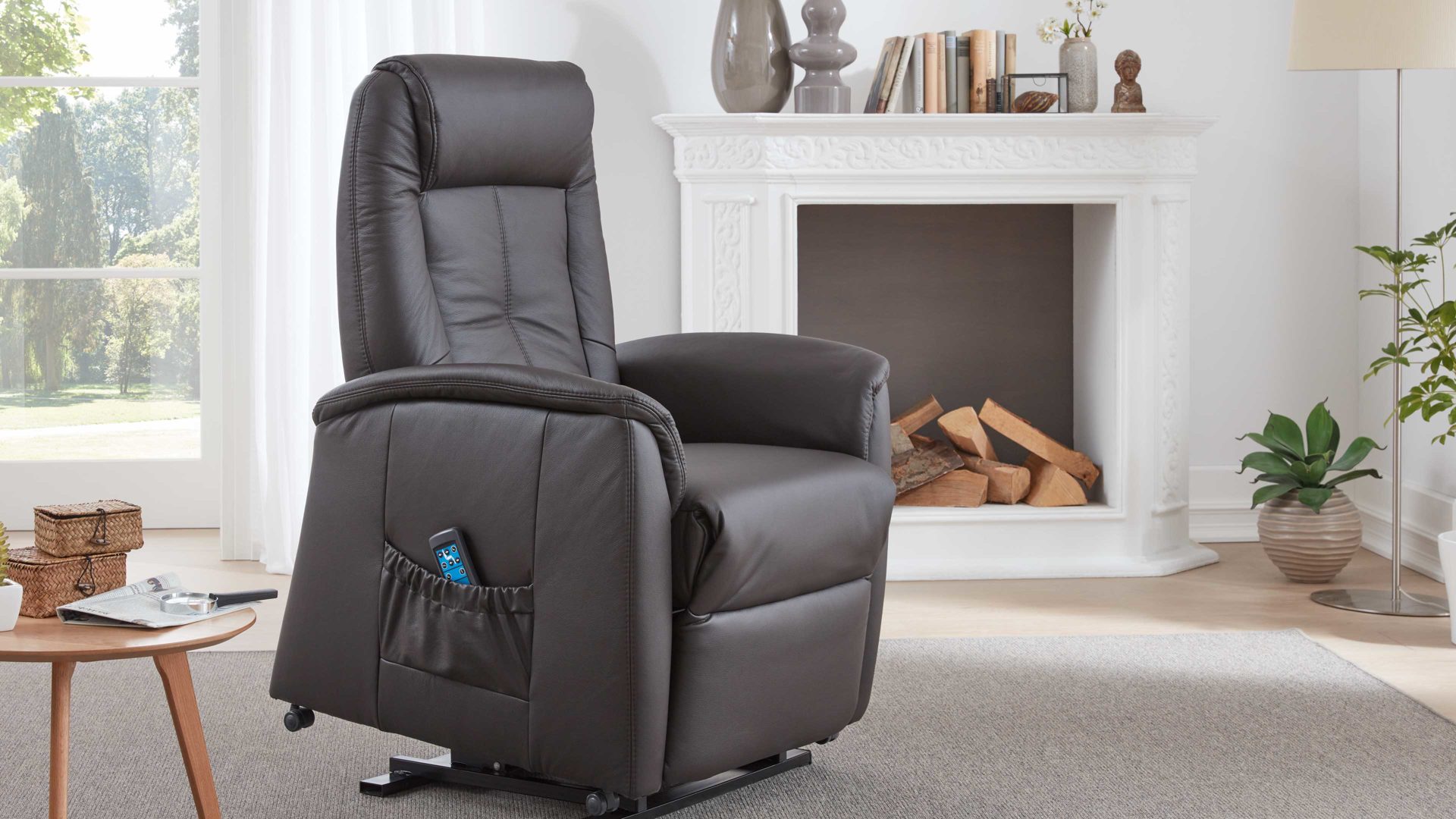 Fernsehsessel OrthoSedis aus Leder in Dunkelbraun OrthoSedis 9107 - Fernsehsessel 23T motorisch mit Aufstehhilfe - kaffeefarbenes LongLife-Leder Rustika 24