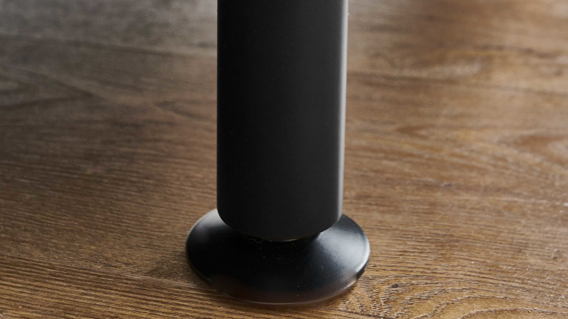 Funktionshocker modulmaster aus Stoff in Grau Modulmaster MM-ZE1129 - XXL Funktionshocker alufarbene Chenille Charly & schwarze Metallfüße - ca. 132 x 68 cm