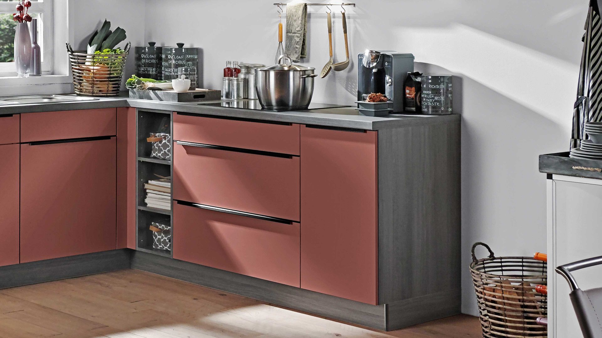 Einbauküche Express küchen aus Holz in Rot EXPRESS KÜCHEN Einbauküche Win mit Einbaugeräten Kaminrot & Eiche Grau - Stellfläche ca. 305 x 230 cm