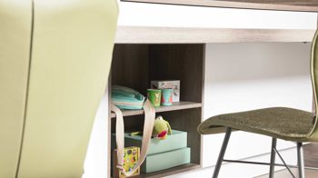 Einbauküche Interliving aus Holz in Weiß Interliving Küche Serie 3071 mit Constructa-Einbaugeräten Arcticweiß & Avocado - zweizeilig