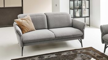 2,5-Sitzer Himolla aus Stoff in Grau himolla Polsterprogramm 1385-Promotion - 2,5-Sitzer gletscherfarbener Bezug Q2 Fashion & anthrazitfarbene Metallfüße - Länge ca. 183 cm