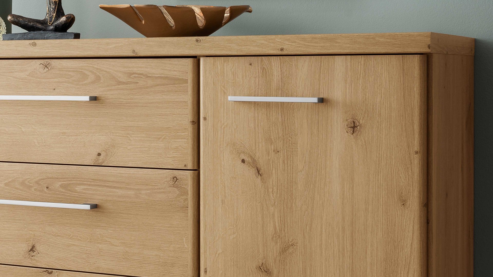 Kombikommode Wiemann | oeseder aus Holz in Holzfarben WIEMANN Schlafzimmerserie Mainau 2 - Kombikommode Bianco Eiche - zwei Türen, vier Schubladen, Breite ca. 149 cm