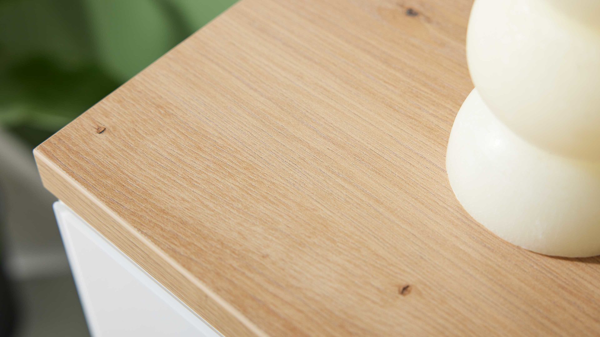 Schubladenkommode Interliving aus Holz in Weiß Interliving Kleiderschrank Serie 1208 - Schubladenkommode alpinweißes Glas &amp; Artisan Eiche - sechs Schubladen, Höhe ca. 114 cm