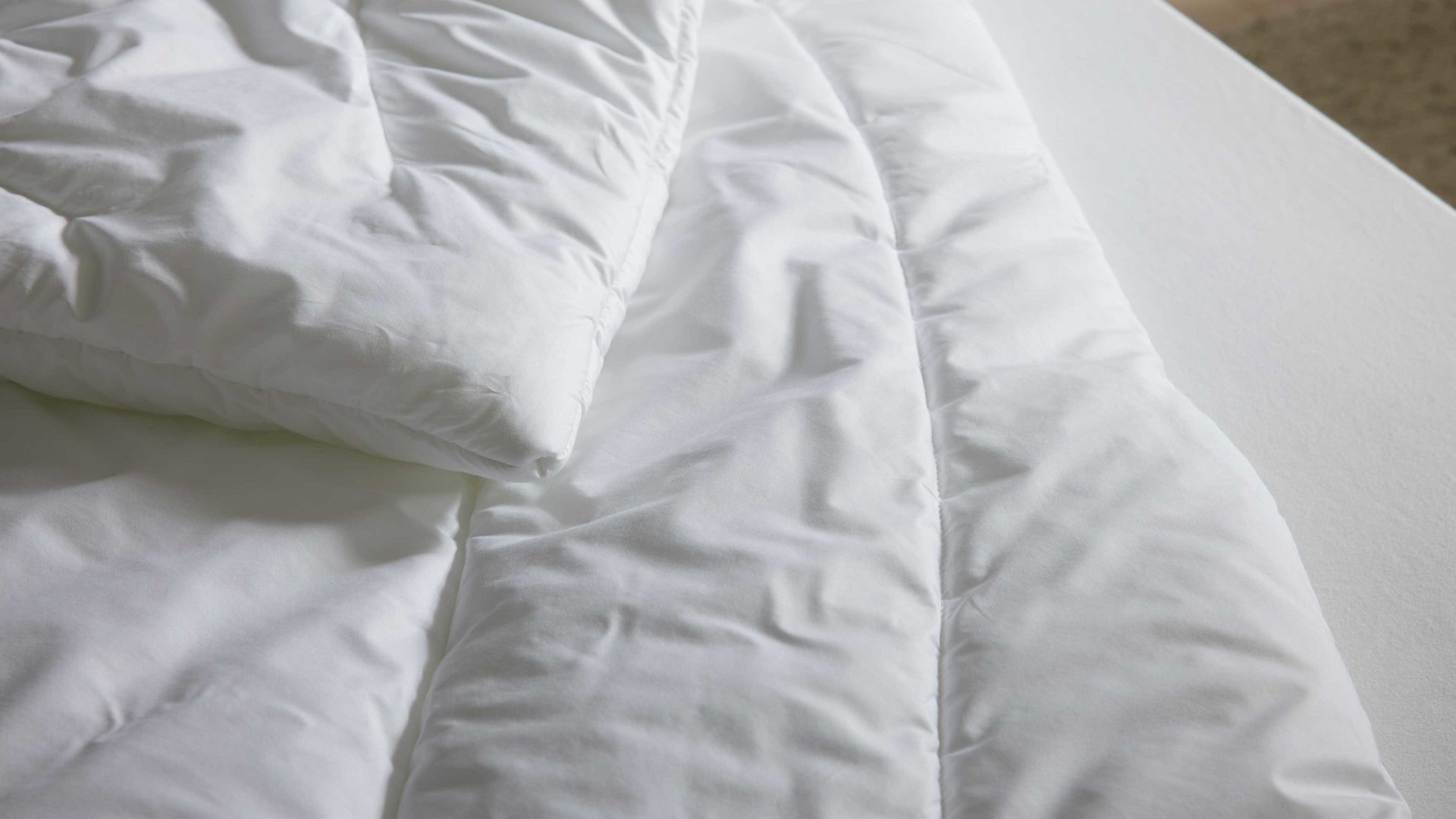 Faserdecke Interliving aus Stoff in Weiß Interliving Bettdecke Serie 9202 - Duodecke normal, ca. 1.050 g - ca. 200 x 200 cm