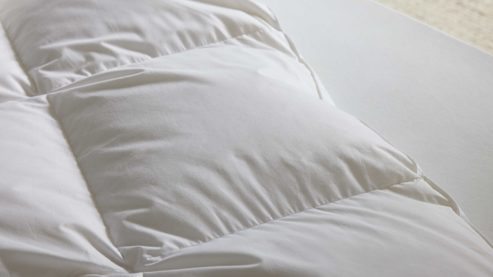 Daunendecke Interliving aus Stoff in Weiß Interliving Bettdecke Serie 9204 - Daunendecke als Winterbett warm, ca. 840 g Daunen - ca. 135 x 200 cm