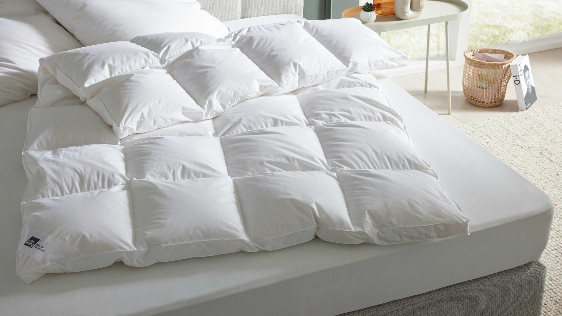 Daunendecke Interliving aus Stoff in Weiß Interliving Bettdecke Serie 9205 - Daunendecke als Aussenstegdecke warm, ca. 1.300 g Daunen - ca. 200 x 220 cm