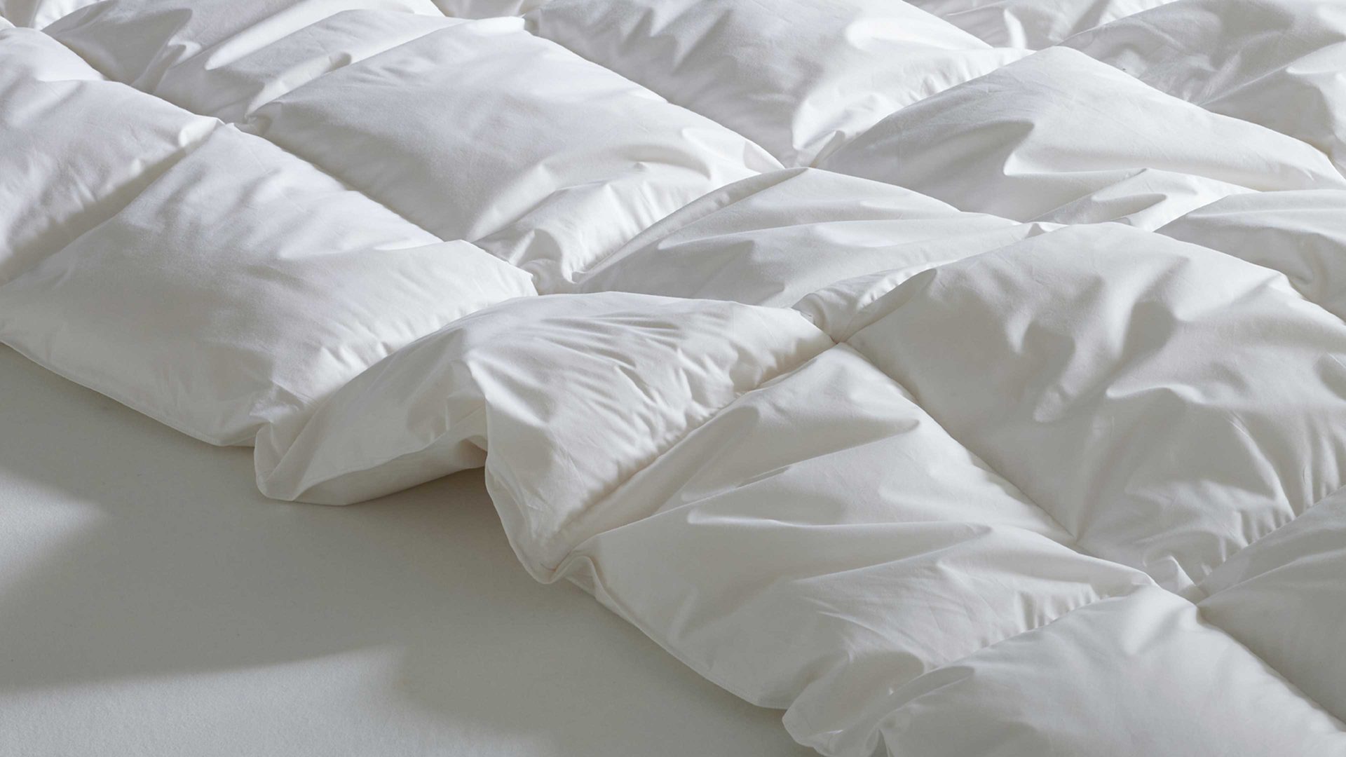 Daunendecke Interliving aus Stoff in Weiß Interliving Bettdecke Serie 9205 - Daunendecke als Cassettendecke normal, ca. 1.170 g Daunen - ca. 240 x 220 cm