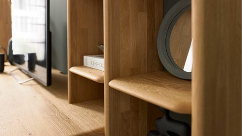 Seitenstollen Interliving aus Holz in Holzfarben Interliving Wohnzimmer Serie 2028 - Mittelstollen Wildeiche - Höhe ca. 206 cm