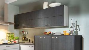 Einbauküche Express küchen aus Holz in Holzfarben Dunkel EXPRESS KÜCHEN Einbauküche Win mit Einbaugeräten Hellgrau & Stripe Dunkelbraun - Stellfläche ca. 225 x 250 cm