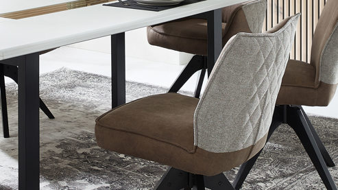 Vierfußstuhl MIVIVO aus Kunstfaser in Braun MIVIVO Wohnprogramm Fresno - Polsterstuhl mit Drehfunktion zweifarbige Stoffkombination & schwarzes Metall