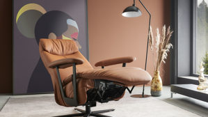 Relaxsessel Himolla aus Leder in Braun himolla Relaxsessel Serie 7387 - Easyswing 36V nussfarbenes LongLife-Leder 18 & anthrazitfarbener Sternfuß