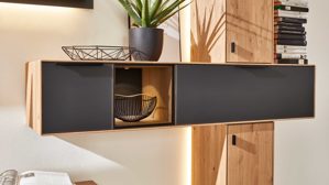 Wohnwand Interliving aus Glas Holz Metall in Holzfarben Anthrazit Grau Interliving Wohnzimmer Serie 2005 - Wohnwand V11701 Astbuche bianco geölt + Glas Parsol grau, Breite ca. 303 cm