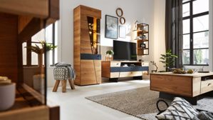 Wohnwand Interliving aus Furnier Glas Holz Metall in Holzfarben Dunkelgrau Interliving Wohnzimmer Serie 2021 - Wohnwand, Wohnkombination Wildeiche Echtholzfurnier + Abs. Beton stone grey, Breite ca. 280 cm