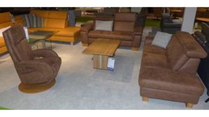 3-2+1 Steinpol polsteria aus Stoff in Braun Steinpol Polstergarnitur Relaxa 6.0 - 2,5-Sitzer, Recamiere + Sessel haselnussfarbene Mikrofaser Büffel & Eichenholzfüße