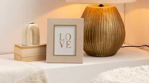 Bilderrahmen Jolipa aus Stoff in Beige Bilderrahmen Dita beiger Velours - ca. 21 x 26 cm