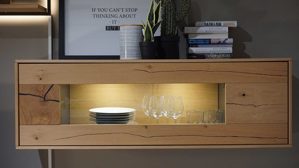 Wohnwand Interliving aus Holz in Weiß Interliving Wohnzimmer Serie 2106 – Wohnwand 620002W weißer Lack &  Asteiche – dreiteilig, Breite ca. 290 cm