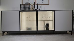 Sideboard Interliving aus Furnier Glas Holz Metall in Hellgrau Schwarz Interliving Serie 2107 Sideboard 243 mit Beleuchtung Front Quarzgrau, Aussenkorpus Schieferschwarz, Breite ca. 243 cm