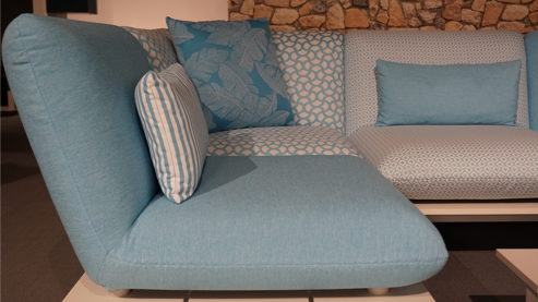 Gartensofa W.schillig aus Kunststoff Metall Stoff in Hellblau Weiß W.SCHILLIG Outdoor-Eckkombination Lagoona mint-weißer Stoffbezug & weiße Metallkufen – Stellfläche ca. 200 x 395 x 200 cm