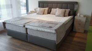 Boxspringbett Interliving aus Kunstleder Stoff in Anthrazit Interliving Boxspringbett Serie 1410, elektrisch verstellbar Kunstleder 3529 Pura – Liegefläche ca. 180 x 200 cm