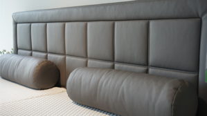 Boxspringbett Interliving aus Kunstleder Stoff in Anthrazit Interliving Boxspringbett Serie 1410, elektrisch verstellbar Kunstleder 3529 Pura – Liegefläche ca. 180 x 200 cm