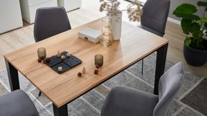 Auszugtisch Interliving aus Holz in Schwarz Interliving Esszimmer Serie 5102 – Auszugtisch Kernbuche & Mattschwarz - ca. 140 - 240 x 90 cm