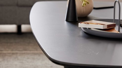 Couchtisch Interliving aus Keramik in Schwarz Interliving Couchtisch Serie 6227 Keramik Marquina & schwarzer Stahl - ca. 140 x 70 cm