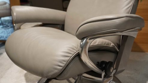 Sessel Ekornes aus Leder in Grau Dunkelgrau Stressless AURA S Signature Relax-Sessel und Hocker Leder Signature Grau, Small, Leder Paloma Silvergrey