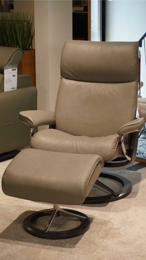 Sessel Ekornes aus Leder in Grau Dunkelgrau Stressless AURA L Signature Relax-Sessel und Hocker Leder Signature Grau, Large, Leder Paloma Silvergrey