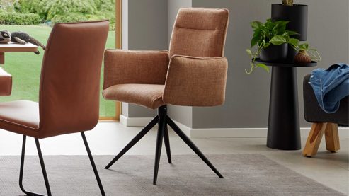 Tischgruppe Interliving aus Holz in Holzfarben Interliving Esszimmer Serie 5505 - Essgruppe mit Eckbank und Stühlen Flachgewebe, Mikrofaser, Artisaneiche & Metall - sechsteilig