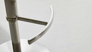 Tischgruppe Interliving aus Glas in Mehrfarbig Interliving Esszimmer Serie 5122 – Bargruppe mit vier Stühlen graues Glas, Stoffbezüge & Edelstahl - fünfteilig