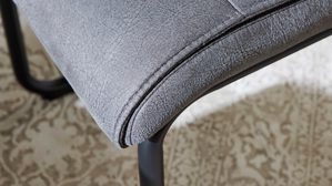 Schwingstuhl Interliving aus Kunstfaser in Dunkelgrau Interliving Esszimmer Serie 5122 – Schwingstuhl onyxschwarze Mikrofaser & mattschwarzes Metall