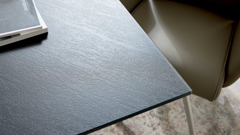 Esstisch Interliving aus Glas in Schwarz Interliving Esszimmer Serie 5122 – Esstisch schwarzes Glas & Edelstahl - ca. 160 x 90 cm