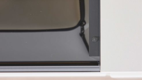 Wohnwand Interliving aus Holz in Weiß Interliving Wohnzimmer Serie 2031 - Wohnlösung Tonweiß & graues Glas - Länge ca. 270 cm