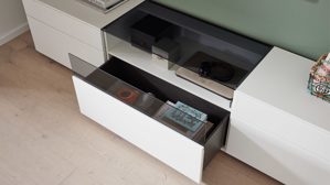 Wohnwand Interliving aus Holz in Weiß Interliving Wohnzimmer Serie 2031 - Wohnlösung Tonweiß & graues Glas - Länge ca. 270 cm