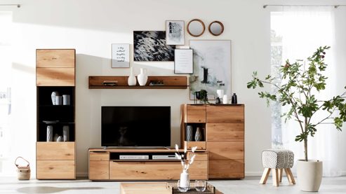 Wohnwand Interliving aus Holz in Holzfarben Interliving Wohnzimmer Serie 2020 - Wohnwand Asteiche & Risseiche – vierteilig, Breite ca. 329 cm