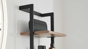 Wandregal Interliving aus Holz in Holzfarben Interliving Bad Serie 7340 – Wandregal Vikings Oak & mattschwarzes Metall - drei Böden