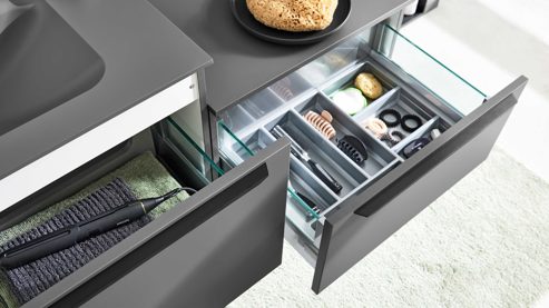 Badmöbel-Set Interliving aus Holz in Grau Interliving Bad Serie 7317 - Badmöbel-Set mit viel Zubehör Schiefergrau