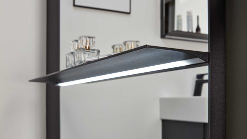 Wandspiegel Interliving aus Spiegel in Transparent Interliving Bad Serie 7961 - beleuchteter Wandspiegel mattschwarzes Metall - ca. 80 x 158 cm