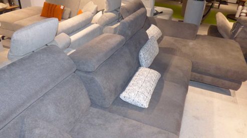Ecksofa Steinpol poco aus Stoff in Fango POCO Polstergarnitur Torino XC - Ecksofa mit Funktion Bezug Kati Fango 20474 & Metallfüße Chrom – Stellfläche ca. 358 x 250 cm