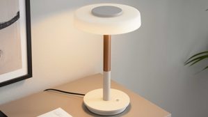 Tischleuchte Interliving aus Metall in Hellgrau Interliving Leuchten Serie 9351 - Tischlampe warmgraues & kaffeefarbenes Metall - Höhe ca. 35 cm