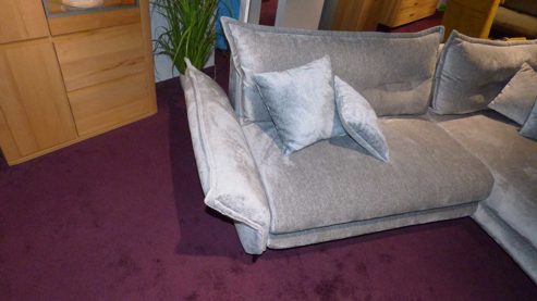 Ecksofa Benformato aus Metall Stoff in Hellblau Hellgrau BENFORMATO Polstergarnitur LAVA, Ecksofa Ecksofa Stoff 6907 Orsa grau-hellblau & Metallfuss schwarz